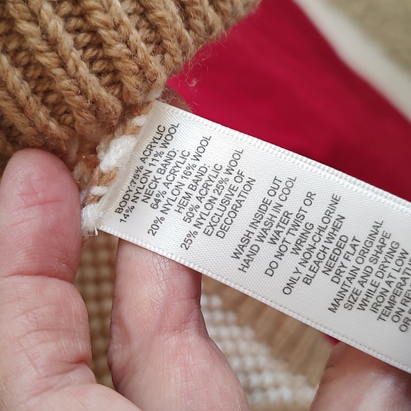 Lord and Taylor Sweater - Picture 5 of 9